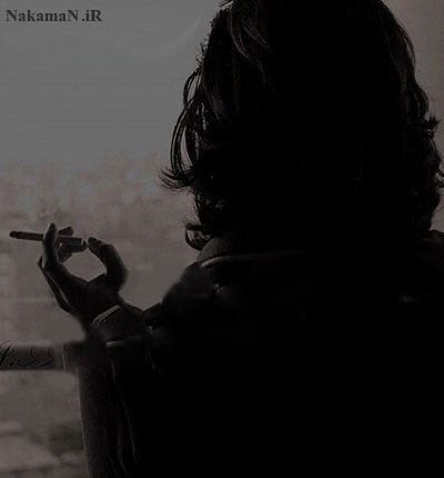 صدای پا من از این دنیا وقتی تنها غمگین چو پاییزم