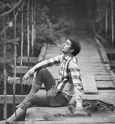 جوانی غمگین لباس خیانت