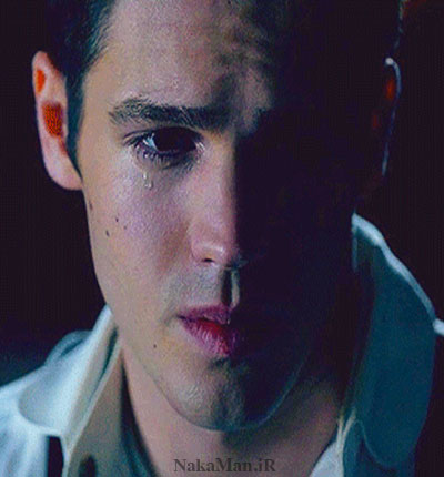 بس کن نگرانتم یادته که گفتی عشق من وای اگه فردا بیاد غمگین زخم کاری