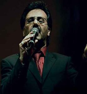 دانلود آهنگ هرکس به تمنای کسی از معین دانلود آهنگ هرکس به تمنای کسی از معین