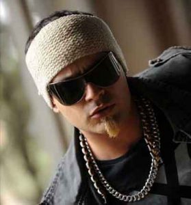 دانلود آهنگ مرده شور خونه از متین دو حنجره دانلود آهنگ مرده شور خونه از متین دو حنجره