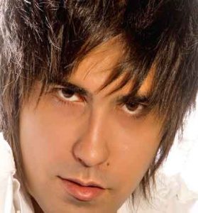 دانلود آهنگ حق من نیست از آرتین شاهوران