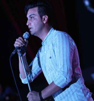 علیرضا روزگار 8 شب فیروزه ای