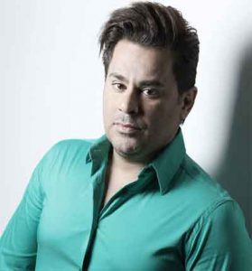 دانلود آهنگ میبوسمت از عماد