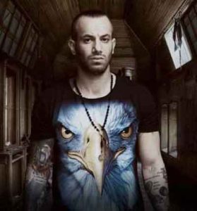 دانلود آهنگ امیر تتلو در زندان (ملاقاتم اومده مادر پیرم ای خدا)