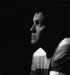 دانلود آهنگ پدر رفتی نگاه کن بی حبیبم از رضا تصویری