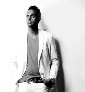 دانلود آهنگ دست بهار از حمید حامی دانلود آهنگ دست بهار از حمید حامی