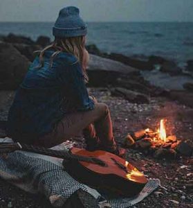 دانلود آهنگ سوزندش آتیش خونمو خاکسترش رو سر من دانلود آهنگ سوزندش آتیش خونمو خاکسترش رو سر من