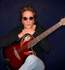 دانلود آهنگ فقط تو رو ببینم از امیر آرام