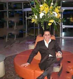 دانلود آهنگ امید بابا از تورج (یه دونه پسر دارم) دانلود آهنگ امید بابا از تورج (یه دونه پسر دارم)