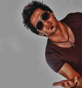 دانلود آهنگ بی لیاقت از دانیال نریمانی دانلود آهنگ بی لیاقت از دانیال نریمانی