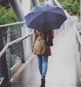 دانلود آهنگ قدم قدم کنارشی با چترو بارون و خوشی از جواد خانی