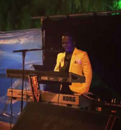 علی نادری ساقی امشب