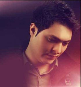 دانلود آهنگ زخم زبون از مجتبی آقارضایی (غمگین و احساسی)