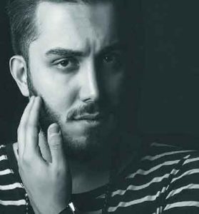 دانلود آهنگ این همه رنگ قشنگ تو سیاه انتخاب کردی از فرهام و محمدرضا عشریه 