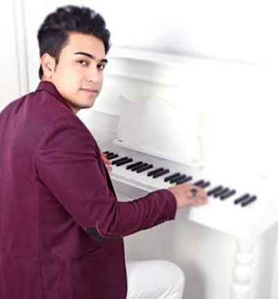 پوریا سازنده آهنگ