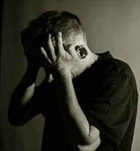 دانلود آهنگ دنیایی که میخواستیم ما این نبود از حسین حیدری