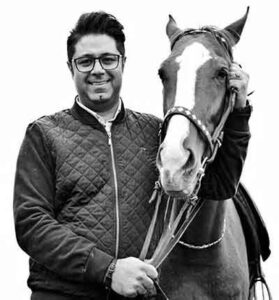 دانلود آهنگ پاییزی ام (دنیا فقط یک ثانیه) از حجت اشرف زاده