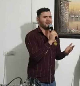 دانلود آهنگ تو فقط پرو بالم ده کنارت میمونم بابا از امیر عطا سلگی دانلود آهنگ تو فقط پرو بالم ده کنارت میمونم بابا از امیر عطا سلگی