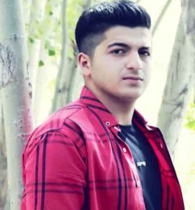 دانلود آهنگ حسرت دنیارو یه عمر میکشم از امیر سیاوشی دانلود آهنگ حسرت دنیارو یه عمر میکشم از امیر سیاوشی