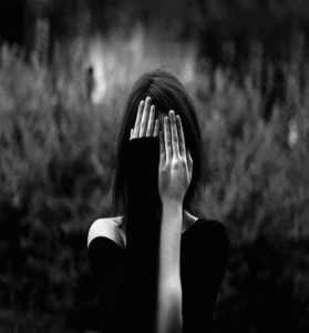 دانلود آهنگ محلی من شیراز نشستیه من بالا خونه از رادمهر امیریان