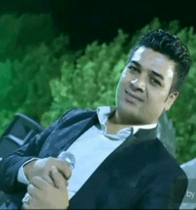 دانلود آهنگ گفتم پر و بالم ده کنارت میمونم از علی براتی