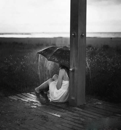 آهنگ یه صبح بارونیه پاکه ببین قلبم چه بی تابه از ابالفضل مهربان