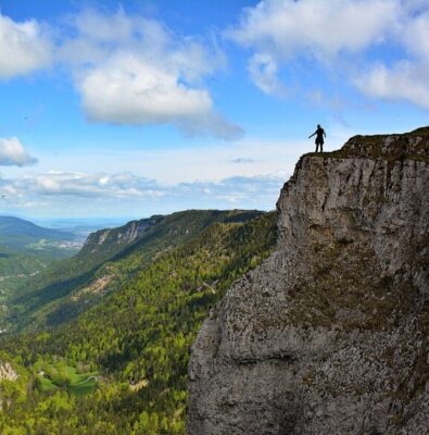 سر کوه بلند جواد شیرو