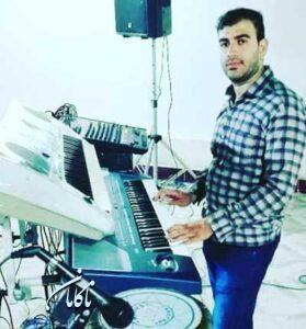 دانلود آهنگ چقدر امشب دلم یاد گذشته کرده از احمد ذاکری