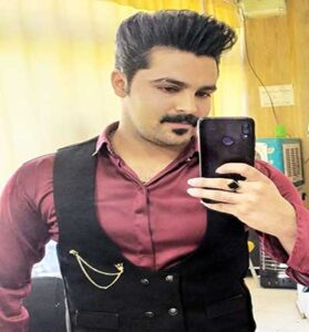 دانلود آهنگ دلم خوش بود یه روز بازم میبینمت از حسین و میلاد یزدی