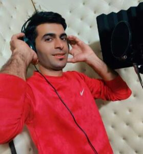 دانلود آهنگ گمشده عزیزم کی میشه پیدات کنم از مصطفی اسدی