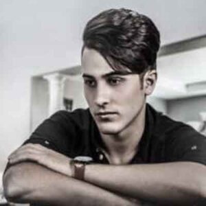 دانلود آهنگ دستمو ول نکنی منو تو تنهایی ول نکنی از مصطفی آقاجانی