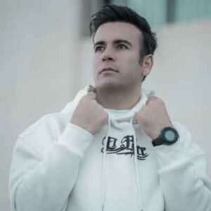 دانلود آهنگ میخوام امشب یه جایی بشینم اشک بریزم از بهنام دولت | MP3