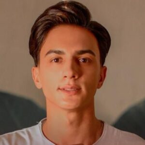 دانلود آهنگ نازو ادای تورو گردوم رنگ چشای تورو گردوم از ابوالفضل رحیمی