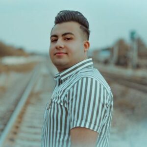 دانلود آهنگ مادر مهدی نوروزی (هر چی دارم ز دعای مادرم)