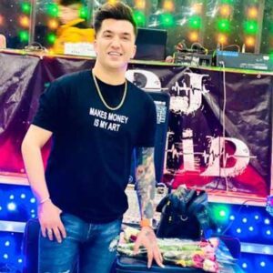 دانلود آهنگ انگاری با رفتنت تو دلم یه آشوبه سجاد فرهادی