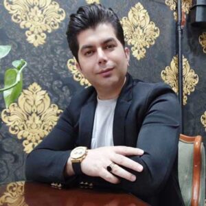 دانلود آهنگ شنیدم خال لبهات میفروشی یار از علی رزاقی  