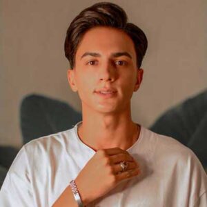 دانلود آهنگ تو شدی شاه من غلام درگاه تو ابوالفضل رحیمی