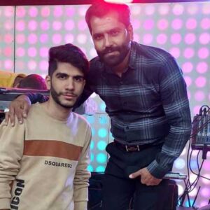 دانلود آهنگ من ساده دلو با حرفات فریبم دادی از علی اسدیان