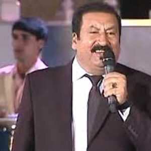 دانلود آهنگ آستین کهنه داشتیم از ما گذشتی از امیرجان صبوری mp3 دانلود آهنگ آستین کهنه داشتیم از ما گذشتی از امیرجان صبوری mp3