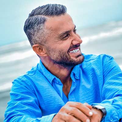 ابی عالی آهنگ