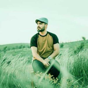 دانلود آهنگ گل تفنگچین از سعید حسینی MP3 ( + متن لری شعر)